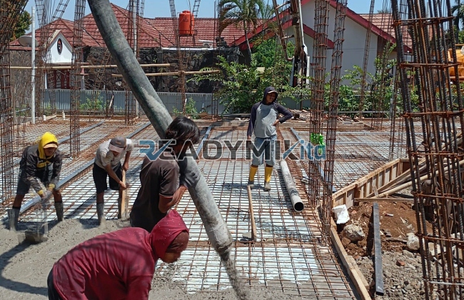 Jasa Cor Readymix di Pegangsaan Dua Jakarta Murah